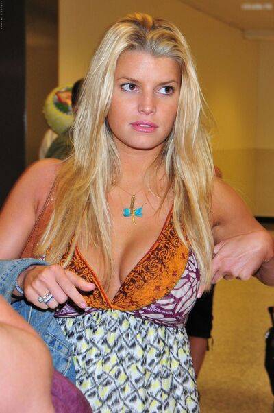 Jessica Simpson jessicasimpson - #18