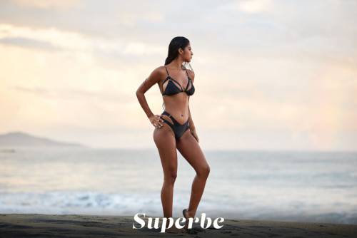 Emma Sierra in Sayulita by Superbe Models on nudepicso.com