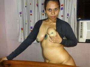 Fat Indian chick flaunts her big boobs during a live webcam show - India on nudepicso.com