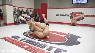 Brutal ceiling hold, baby swing, leg scissors and head locks. these girls really on nudepicso.com