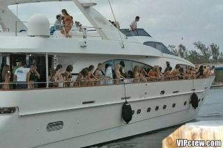 Best party girls fucking on the boat - Brazil on nudepicso.com