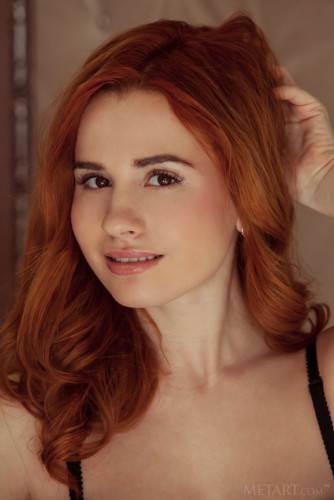 Sylphlike ukrainian redheaded teen Nicole La Cray in lingerie makes some hot foot fetish - Ukraine on nudepicso.com