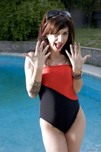 Hot american dark-haired milf Joanna Angel exposing big tits and vagina at pool - Usa on nudepicso.com