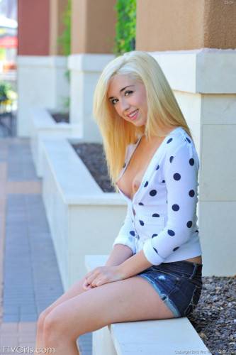 Shy Blonde Teen Jayde FTV Is Not Going To Be That Shy For Long As She Is Posing Outdoor. on nudepicso.com