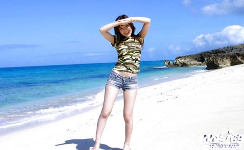 Alluring japanese babe Yua Aida exhibits big titties and ass at beach - Japan on nudepicso.com