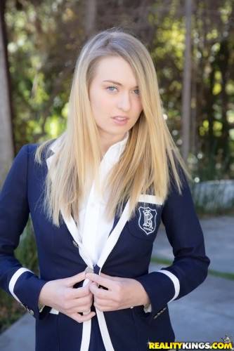 Very attractive american blonde young Natalia Starr in uniform denudes big hooters and hot ass - Usa on nudepicso.com