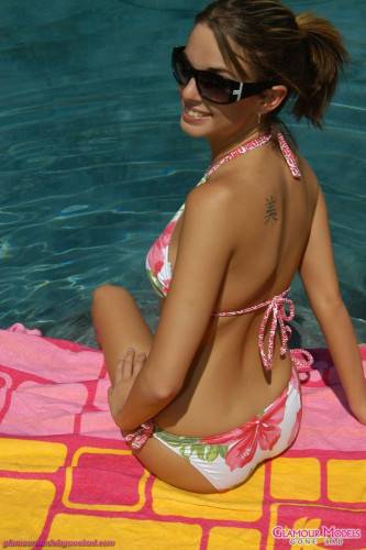 Tight Smooth Skinned Girl Paris Parker In Sunglasses Peels Off Her Bikini In The Pool on nudepicso.com