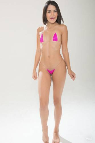 CASTING Camila Saint on nudepicso.com
