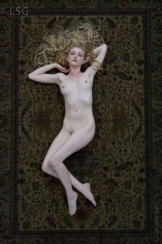 Pale Skinned Model Tiana Hunter With Long Blonde Hair In All Her Nudity on nudepicso.com