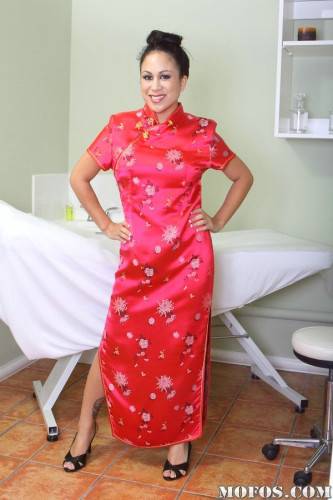 Stunning oriental milf Kayme Kai denudes big tits and jerks off on nudepicso.com
