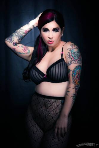 Hot american hottie Joanna Angel exhibits big tits and hot butt - Usa on nudepicso.com
