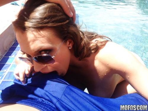 Foxy american young Lily Love rammed in her sissy after good blowjob at pool - Usa on nudepicso.com