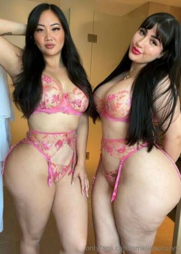 Ameliasocurvyy amirathick foreignamira on nudepicso.com