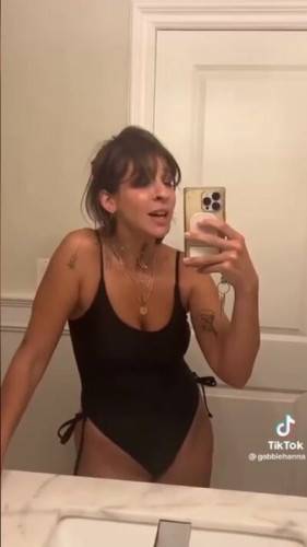 Gabbiehanna theinfamousbabz youtuber on nudepicso.com