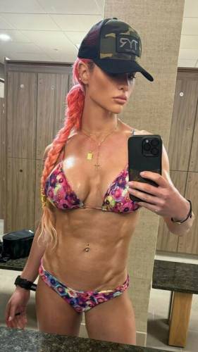 Natalieevamarie on nudepicso.com