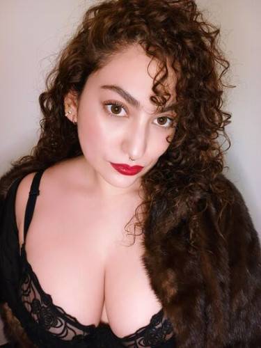 Curvy-goddess curvy_goddess_ littlecurvygoddess on nudepicso.com