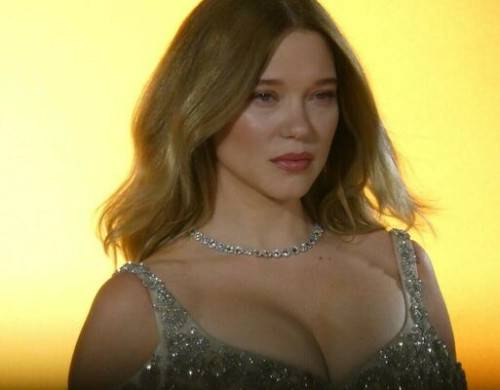 Leaseydouxfr on nudepicso.com